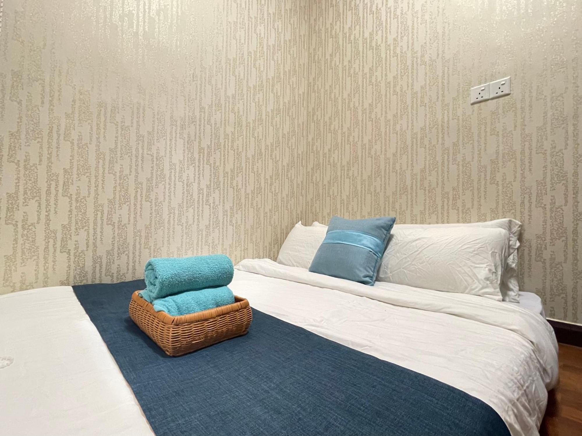 Silver Scape Residence Melaka Raya By Heystay Management Zewnętrze zdjęcie